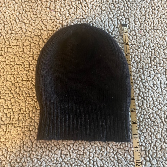 The Disney Store Beanie Black Wool Acrylic Stocking Cap Red Mickey Mouse Ears - Picture 4 of 5